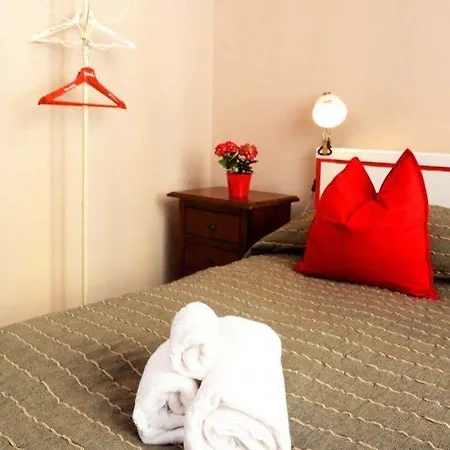 Coral Rome